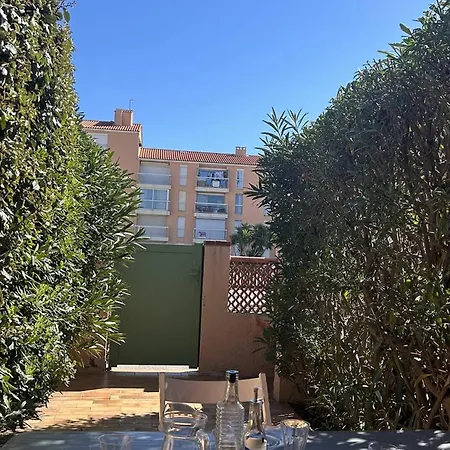 Maisonnette Climatisee A 2 Min De La Avec Terrasse Et Parking Privatif - Fr-1-529-283 Appartement Le Barcarès